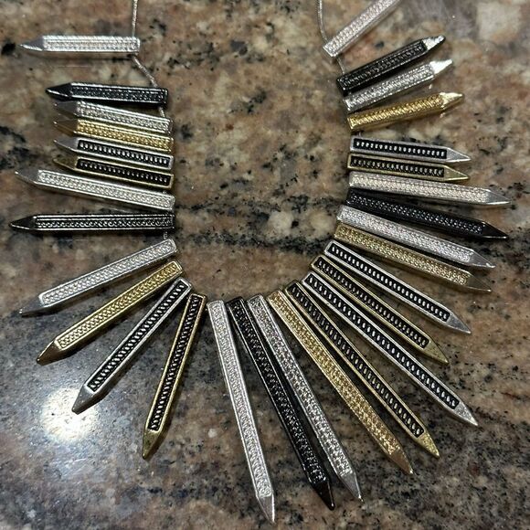 Guess statement necklace silver gold chunky - Picture 6 of 7